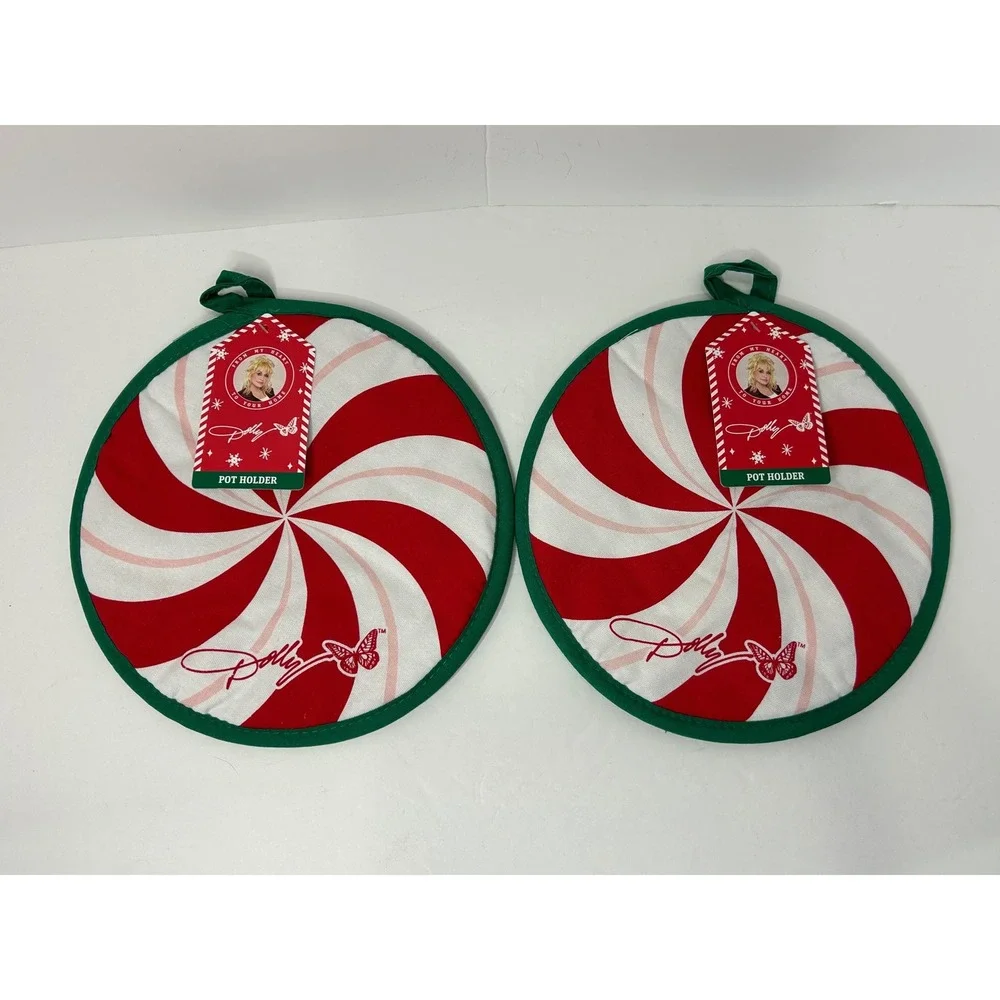 Dolly Parton Christmas Kitchen‎ Set Fridge Towel Cookie Cutters Pot Holders